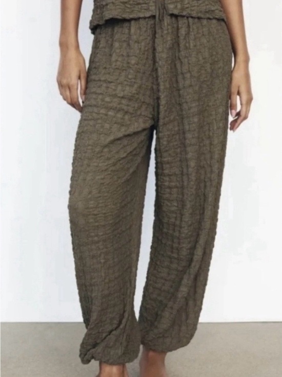 Zara Pants - Zara Women's Olive Textured Relaxed Pants M nwot